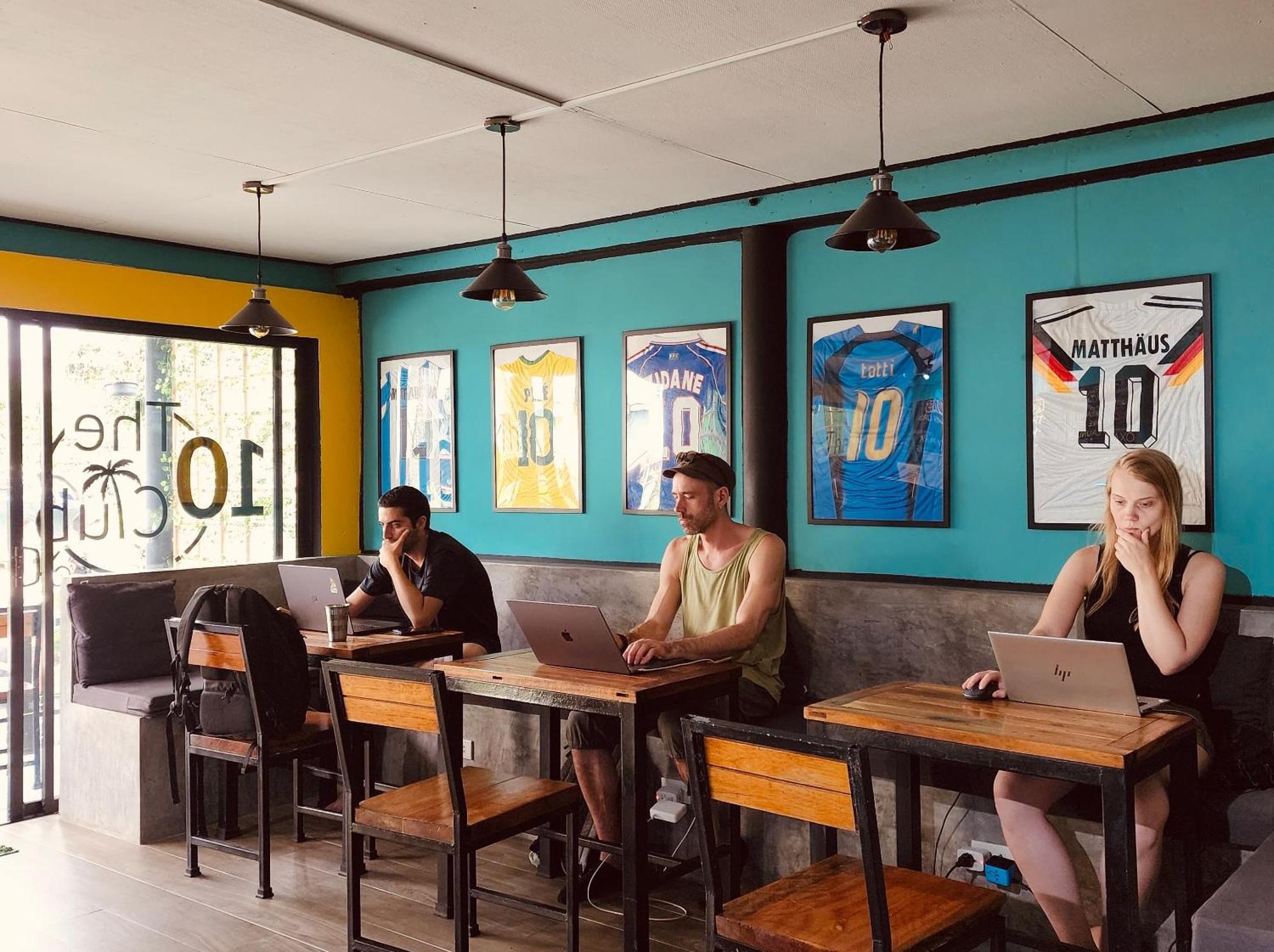The 10 Club Hostel Thong Sala Exterior foto