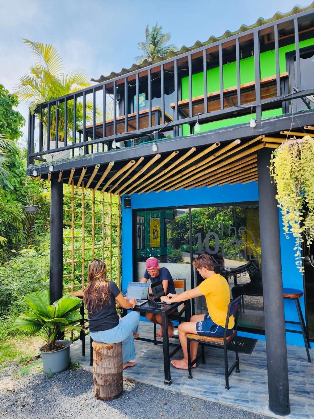 The 10 Club Hostel Thong Sala Exterior foto